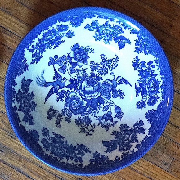 Stunning Asiatic Pheasant Bowl - Picture 1 of 1